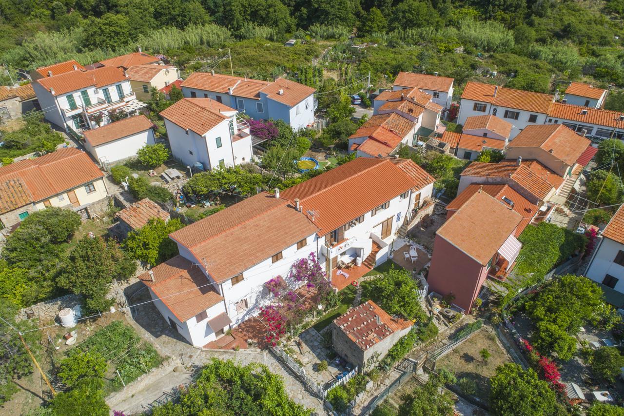 L'Ogliera Appartamenti Dell'Aia Pomonte Exterior photo