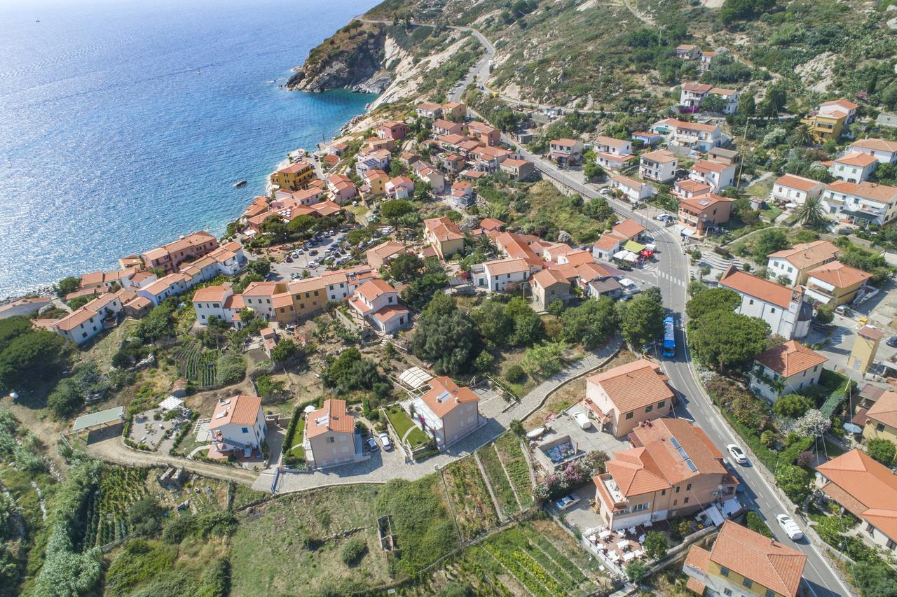 L'Ogliera Appartamenti Dell'Aia Pomonte Exterior photo